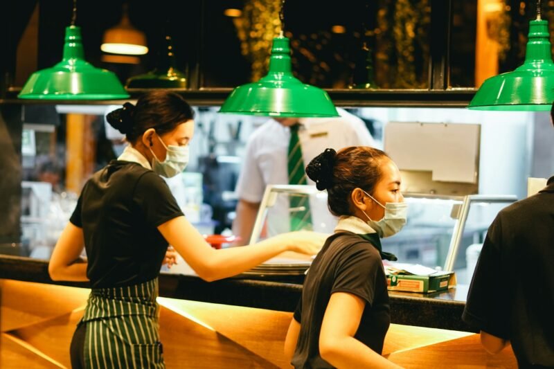 As tendências tecnológicas que estão redefinindo os sistemas para restaurantes em 2025